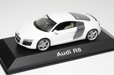 450479100 Audi R8 Coupe ibis white 1:43